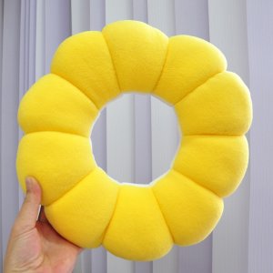 Подушка-трансформер для путешествий Total Pillow желтая